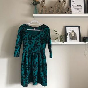 Floral scoop-neck dress